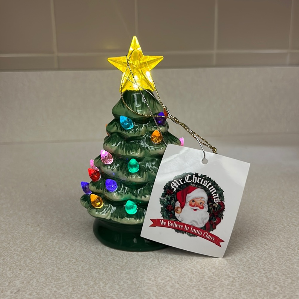 Mr. Christmas Lighted Christmas Tree Ornament 🎄